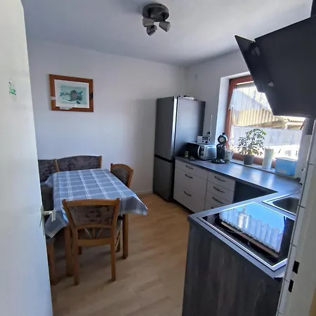 Koenig Apartment *